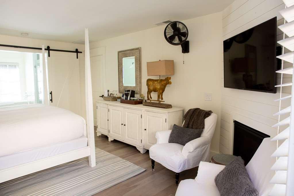 Farmhouse Inn Forestville Δωμάτιο φωτογραφία